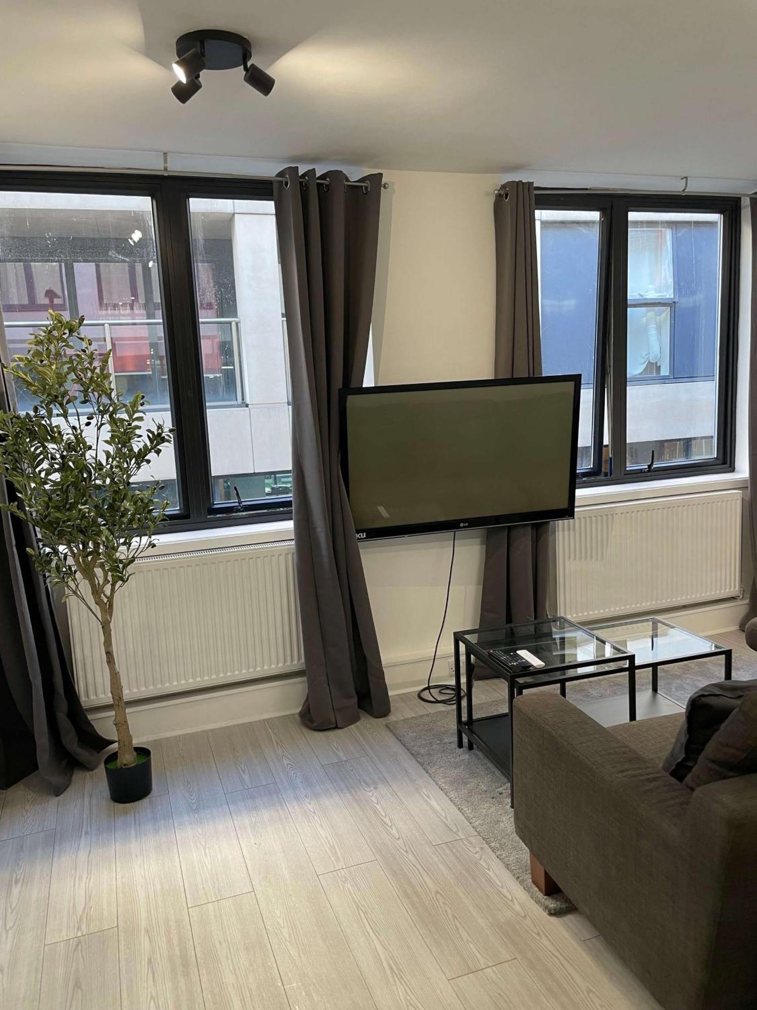 2 Bdrm Contemporary Central London Apartment Esterno foto